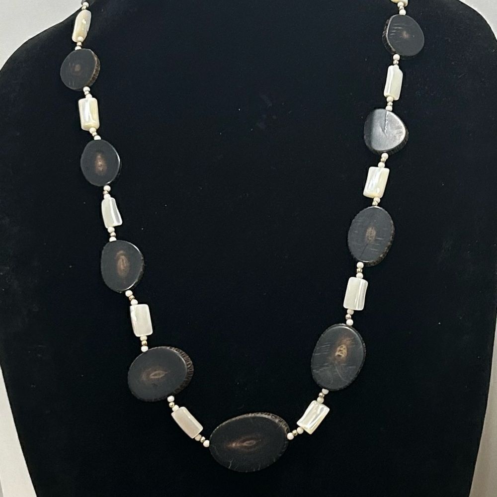 Vintage Natural Bead Necklace Mother of Pearl & Horn Discs Chunky